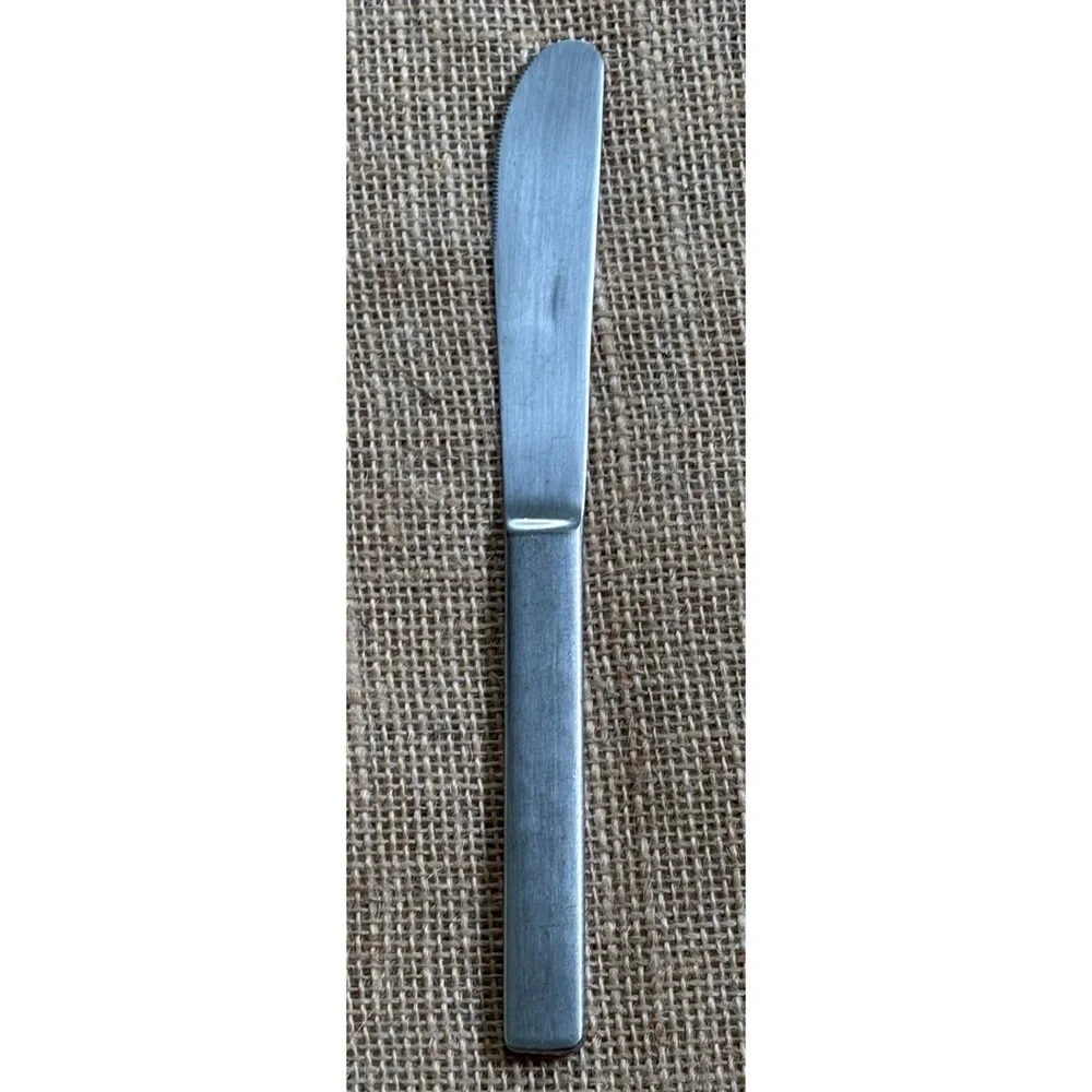 Vintage Pier 1 Butter Spreader Knife No Design Minimalist Simple Plain Flatware